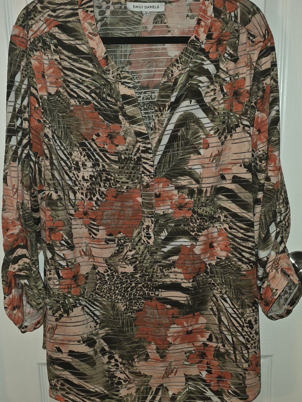 Emily Daniels Women's Tropical Print V-Neck Tunic - Peach & Olive